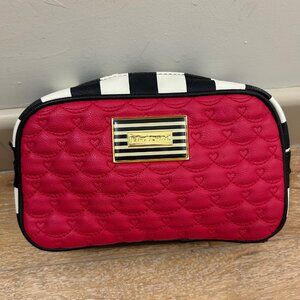 Betsey Johnson Cosmetic Toiletry Bag Quilted Hearts Red / Black / White Travel